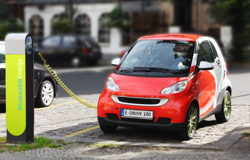 7 Reasons Why you shouldn't Buy an Electrical Car in India