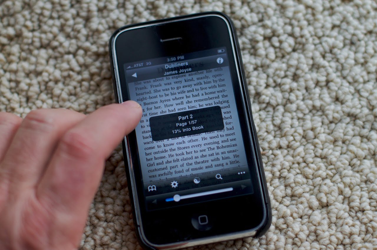 5 Reasons Why changing the font size on your phone is important